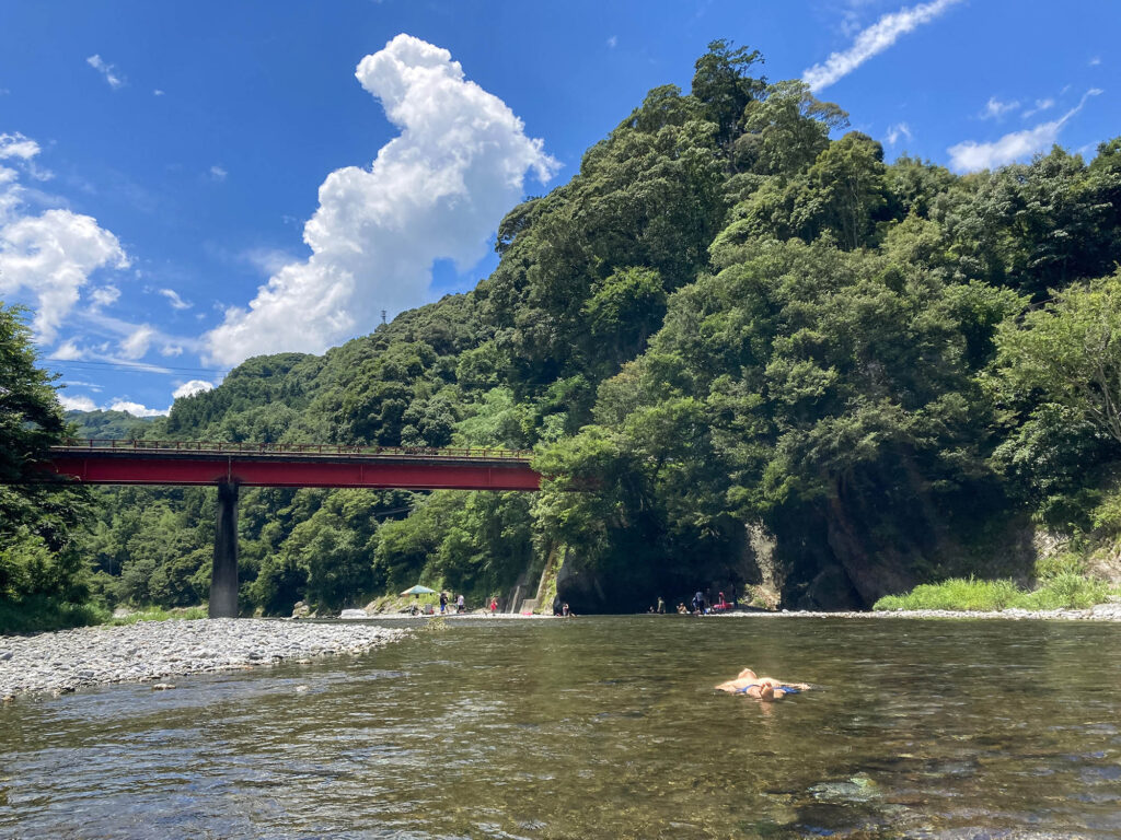 SHIZQ 8月の穴吹川